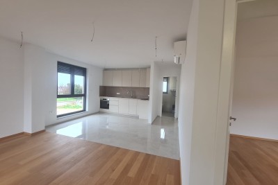 For sale: modern, new apartment with parking space - Ližnjan!